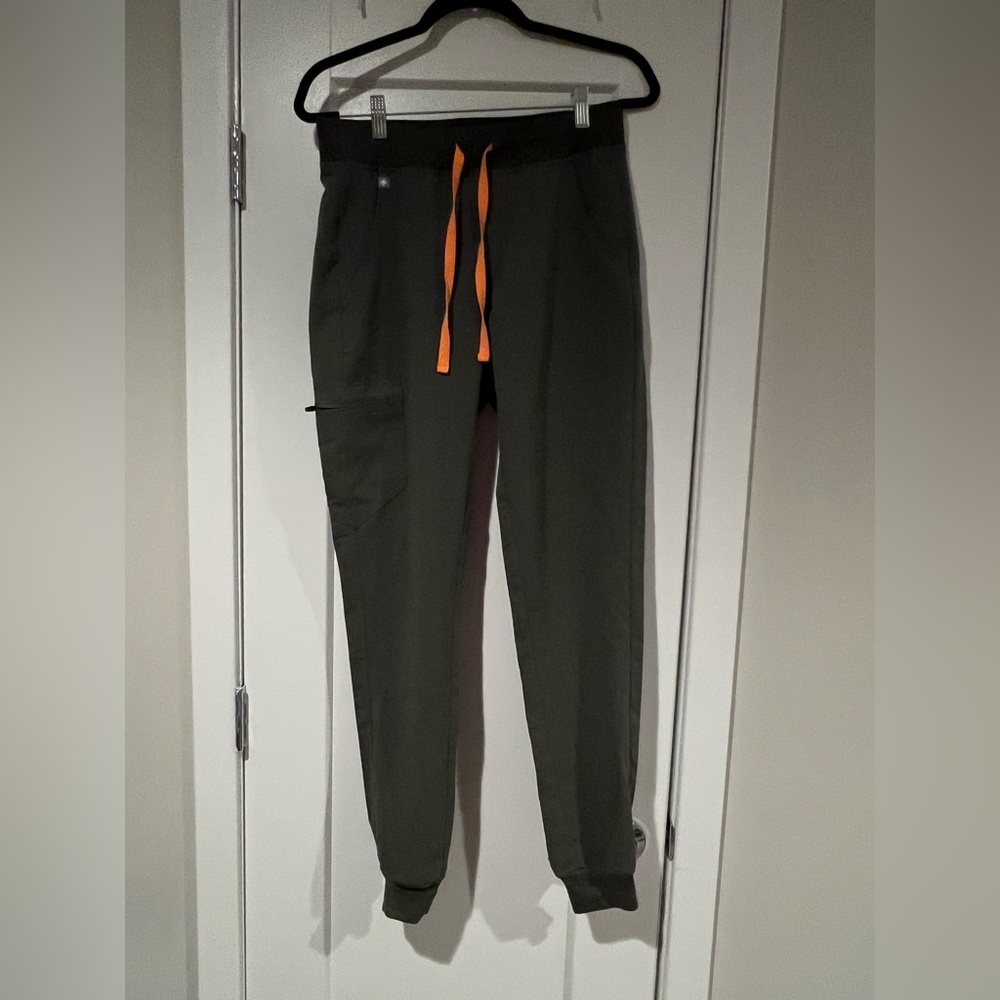 FIGS Scrubs Olive Green Jogger Pants with Orange Drawstring. Size S/T.